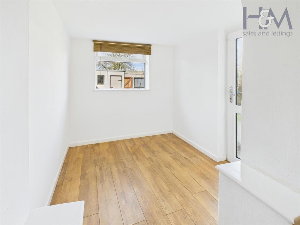 House in Stevenage - View 2