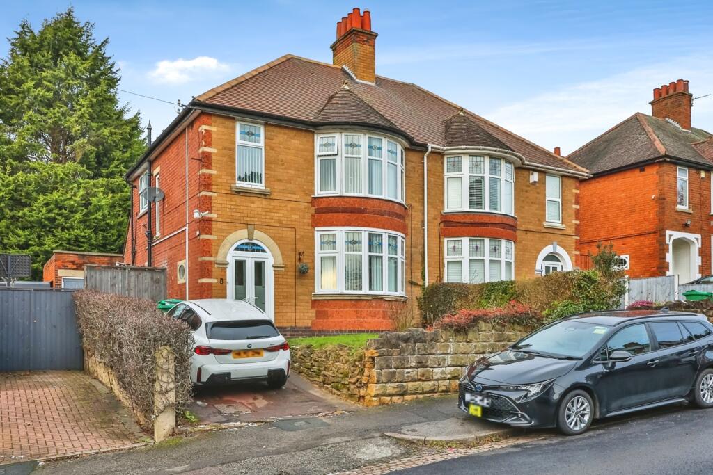 Main image of property: Llanberis Grove, Nottingham, Nottinghamshire, NG8