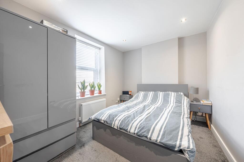 Apartment in Harrogate - View 5