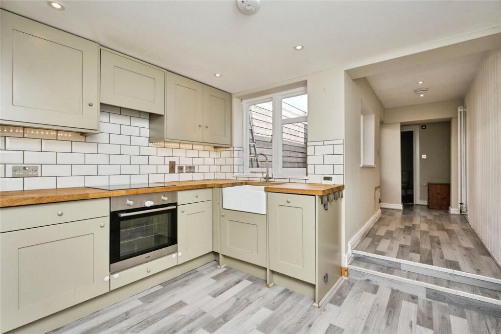 House in Newport, Nodehill - View 2