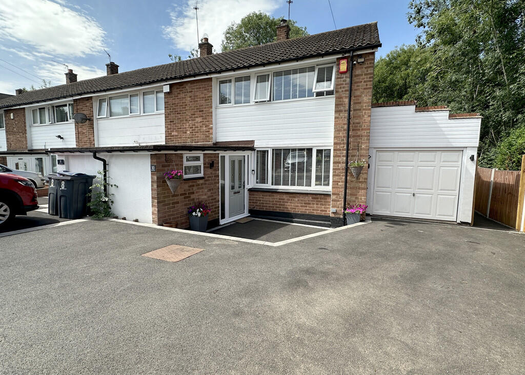 Main image of property: Burnlea Grove, Northfield