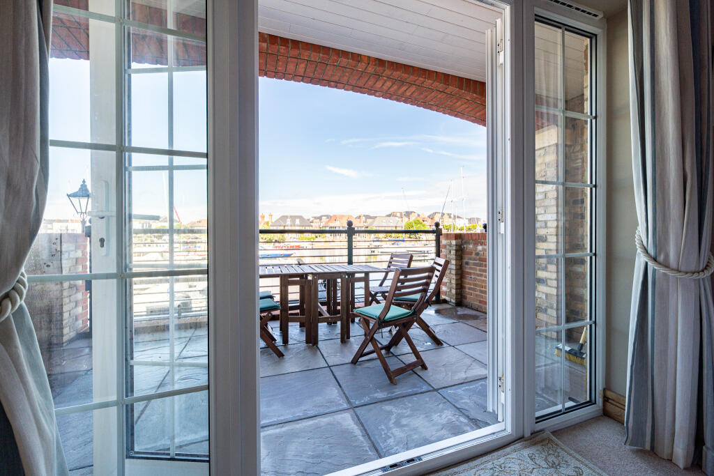 House in Brighton - View 3