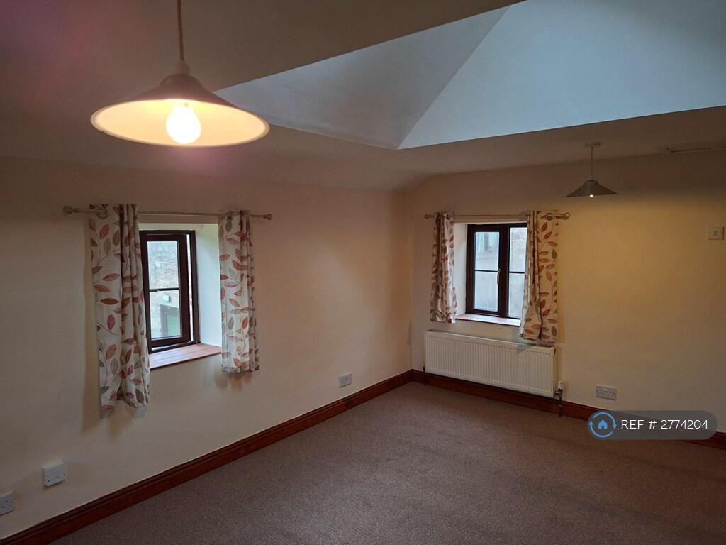 House in Staffordshire Moorlands, Heaton - View 5