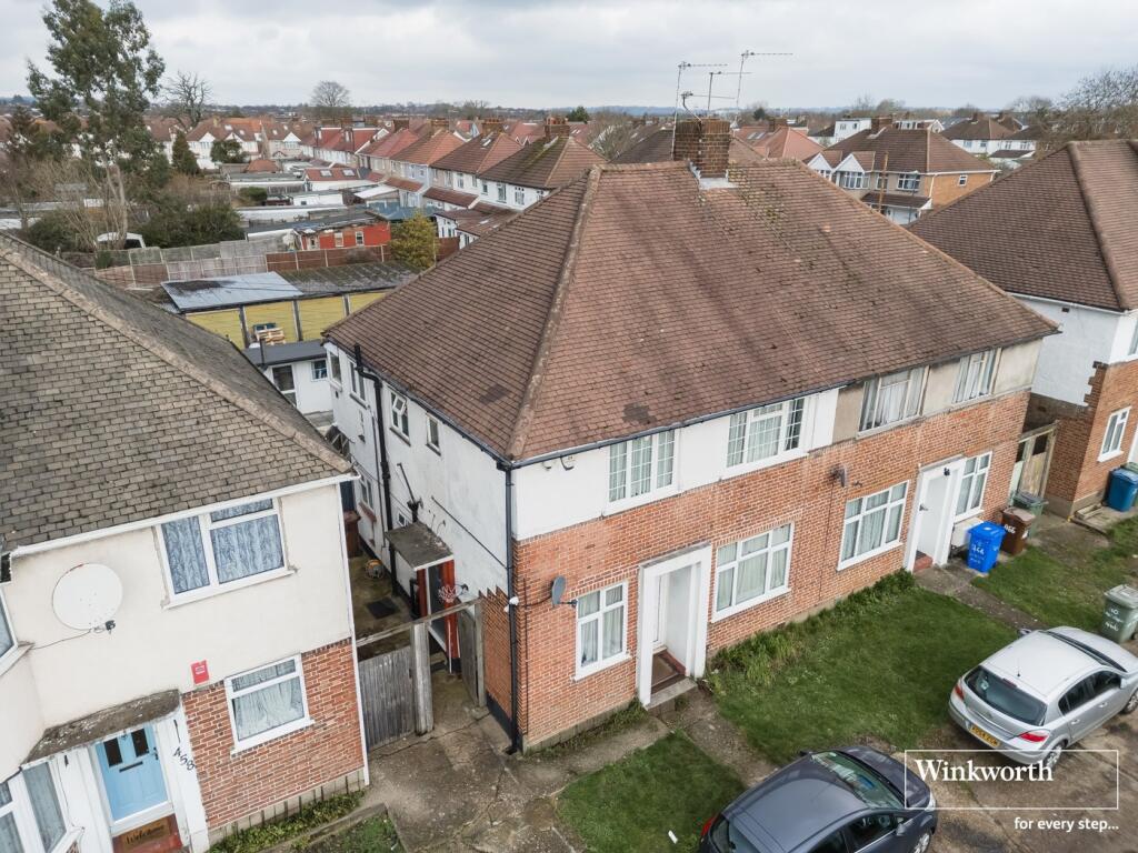 Main image of property: Kenton Road, Harrow, Middlesex, HA3