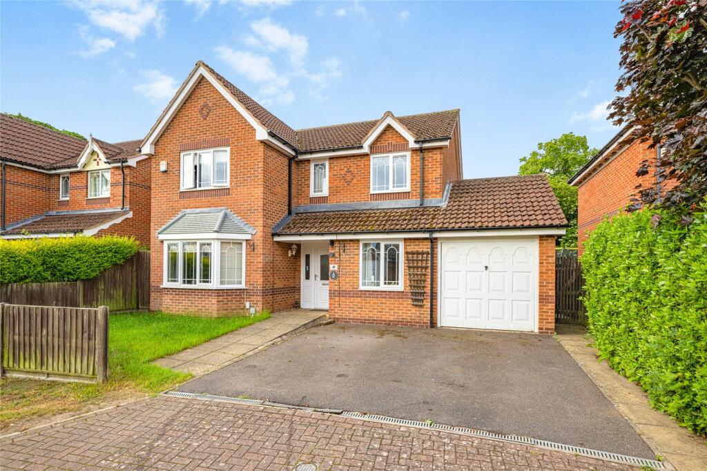 4-bed detached on Peterborough Way, Sleaford, Lincolnshire, NG34, £310,000