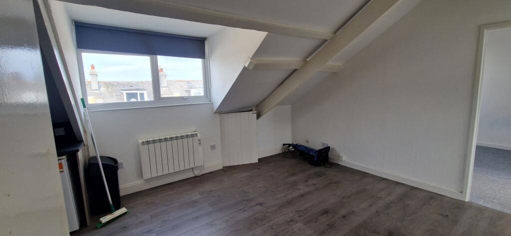 Apartment in Plymouth, Pennycomequick - View 5