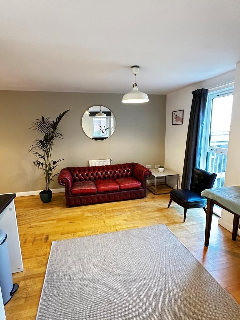 Main image of property: Wellesley Terrace, London, N1