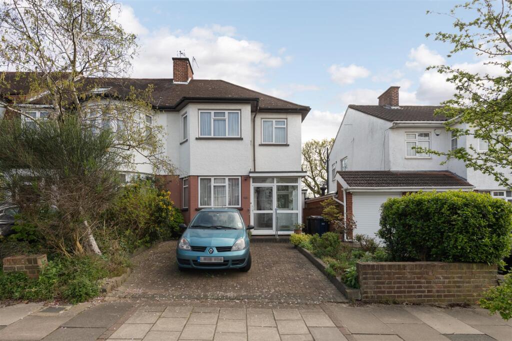 Main image of property: Arlington Road, London, N14