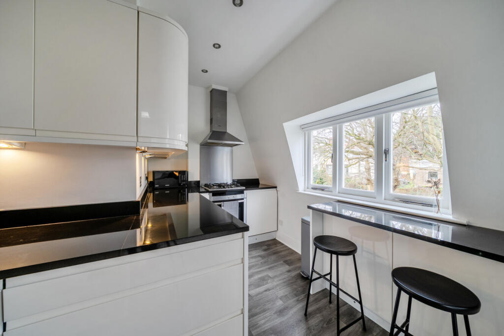 Apartment in London, Archway - View 2