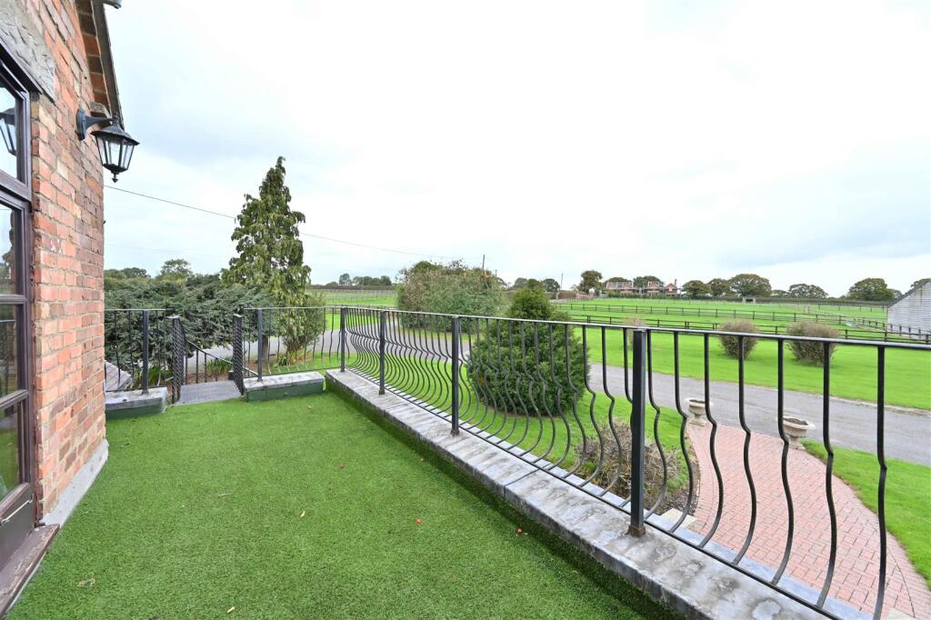 War Farm, Bradley photo 3