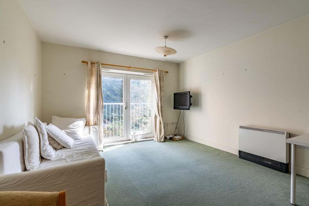 Apartment in St Albans - View 2