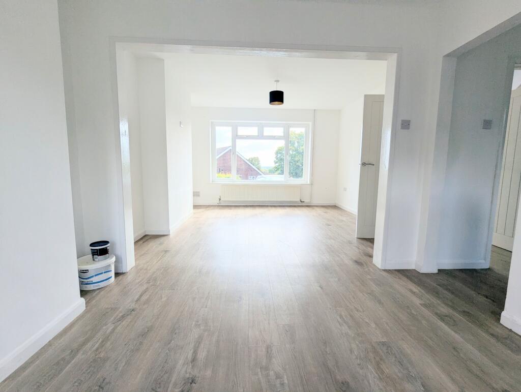 House in Milton Keynes, Brickhill - View 5