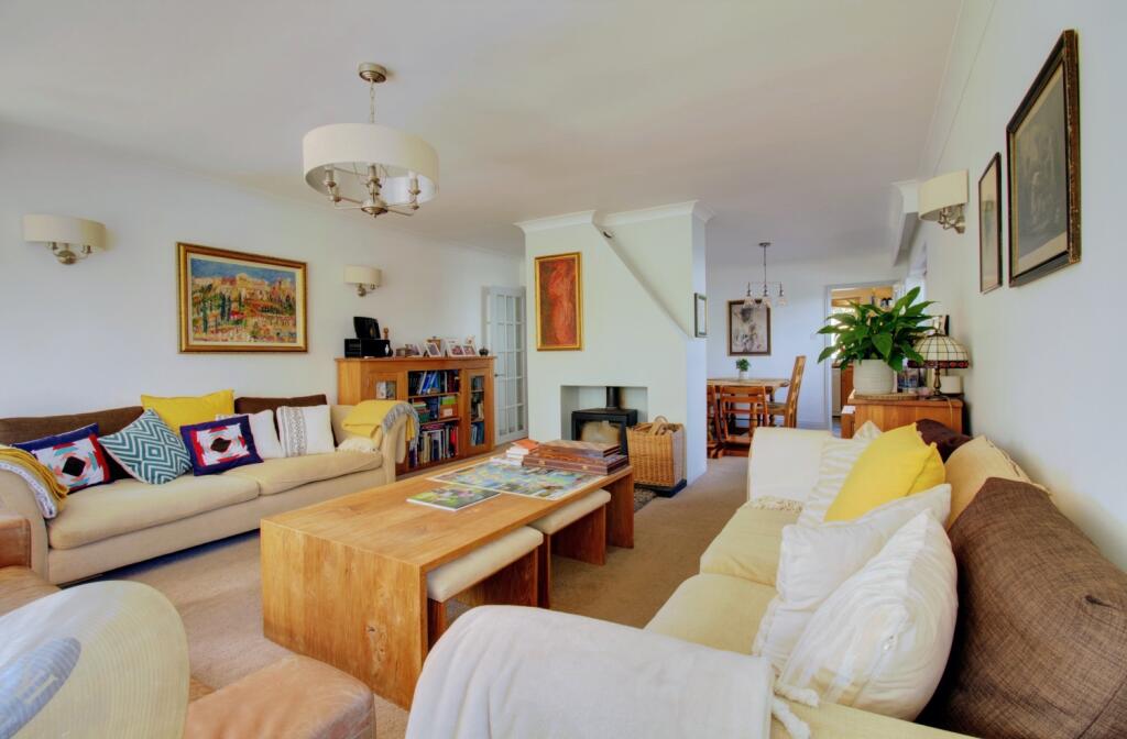 House in Warwick, Mill End, Kenilworth