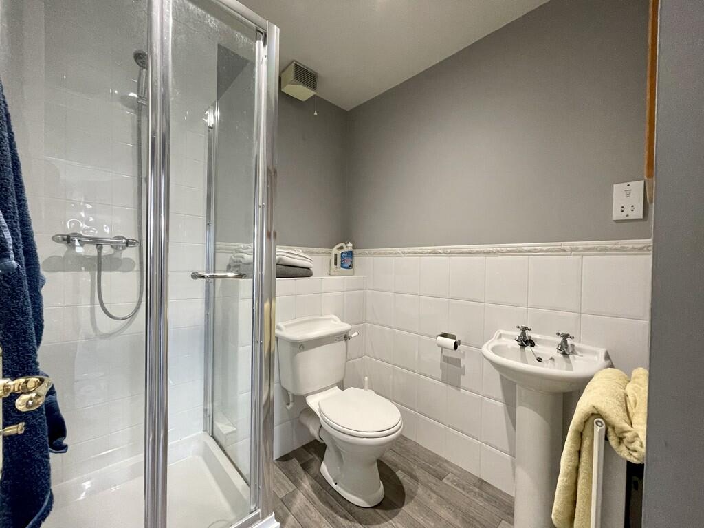 Apartment in Southampton - View 4