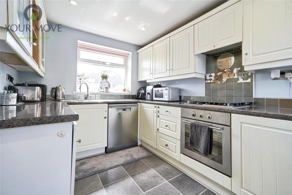 House in Keighley, Knowle Park - View 3