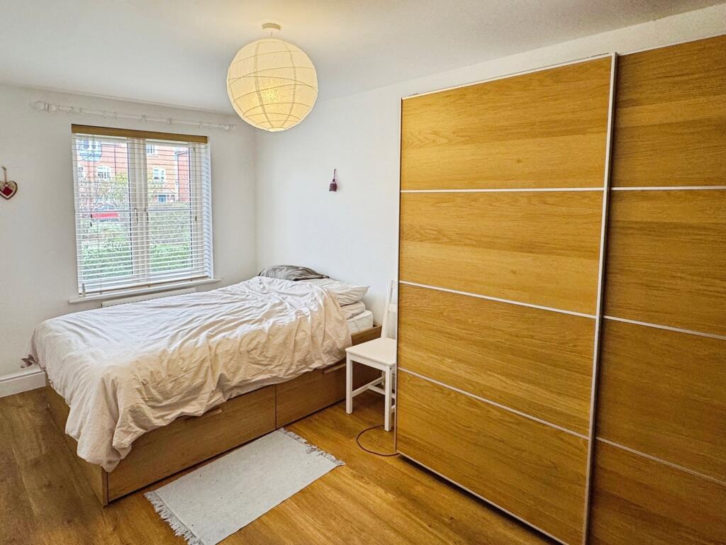 Apartment in Woodley, Wokingham - View 4