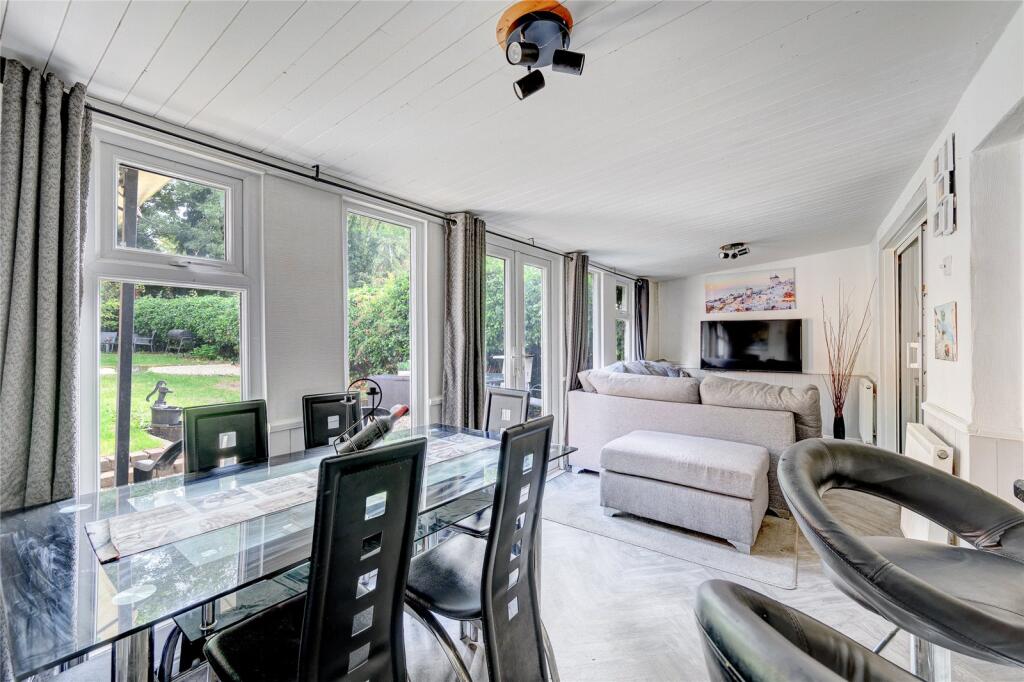 House in Wolverhampton, Springfield, Fallings Park - View 5