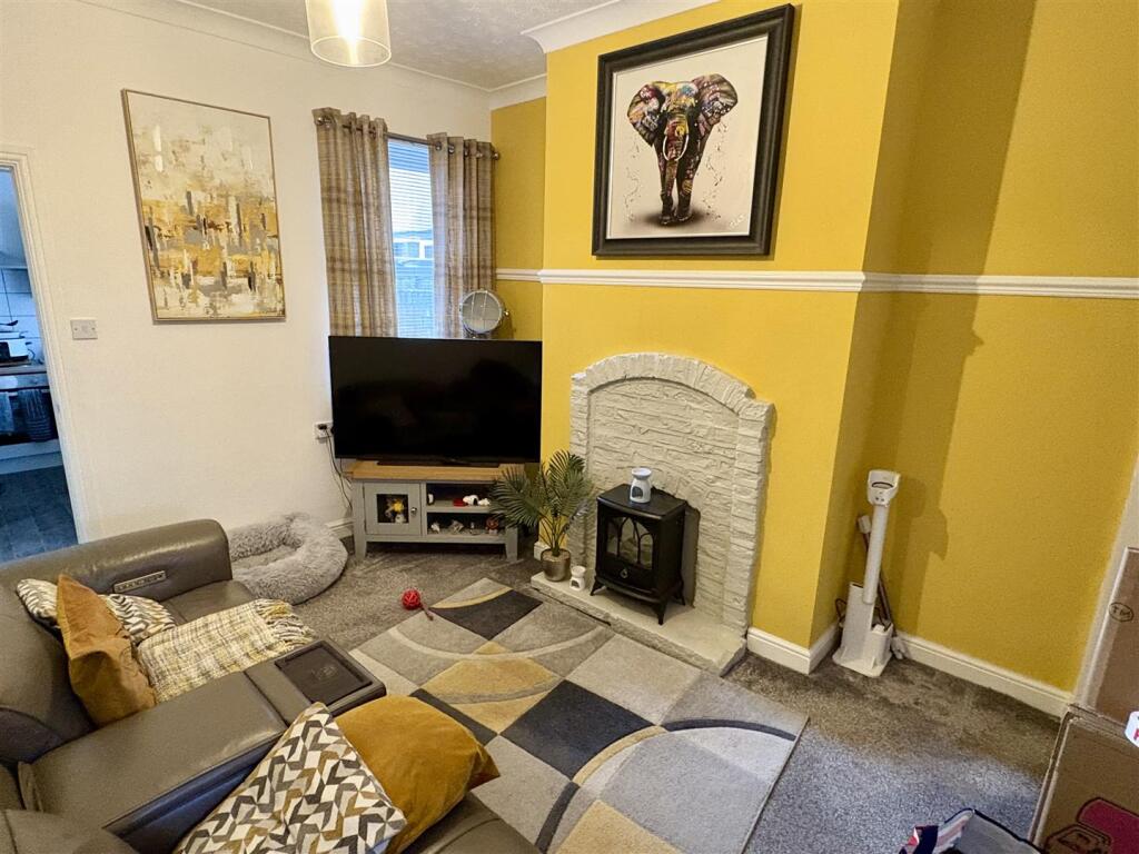 House in Doncaster - View 3