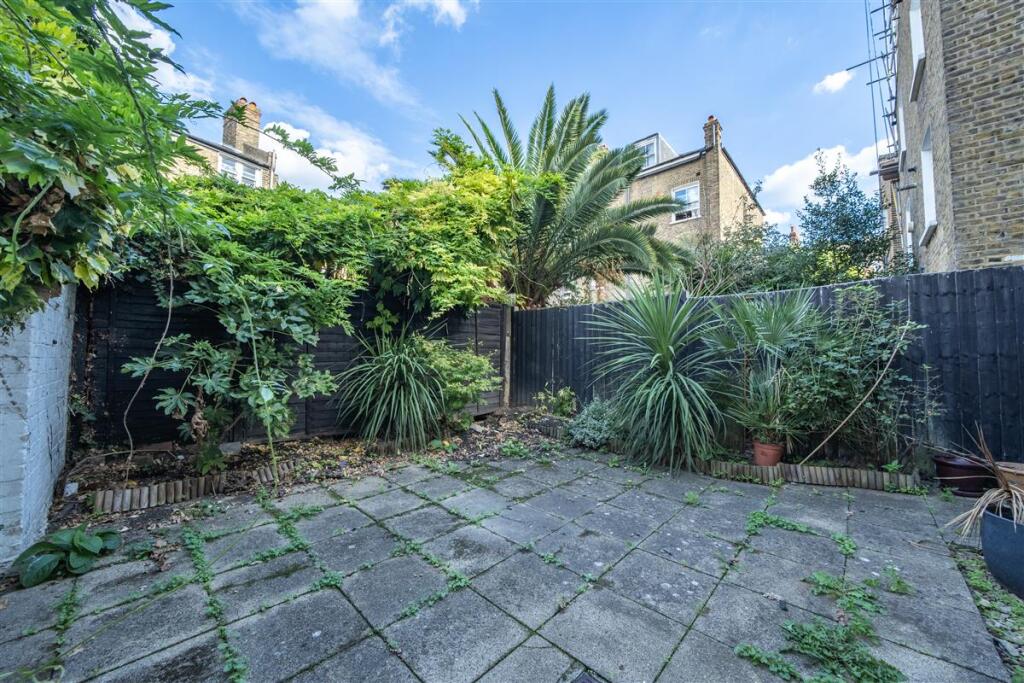 Apartment in London - View 4