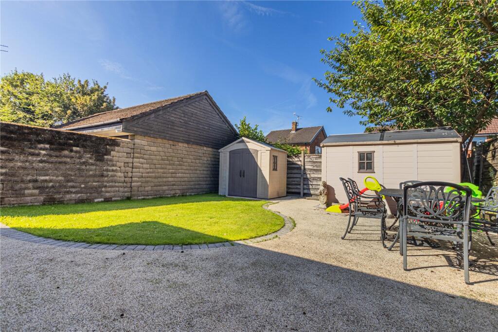 Devonshire Close, Heywood, Greater Manchester, OL10 photo 4