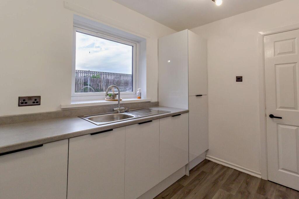 House in Gateshead, Ryton - View 5