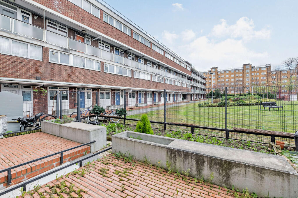 St. John's Estate, London, N1 photo 4