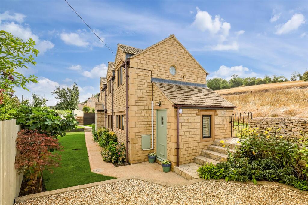 The Green, Selsley, Stroud photo 2