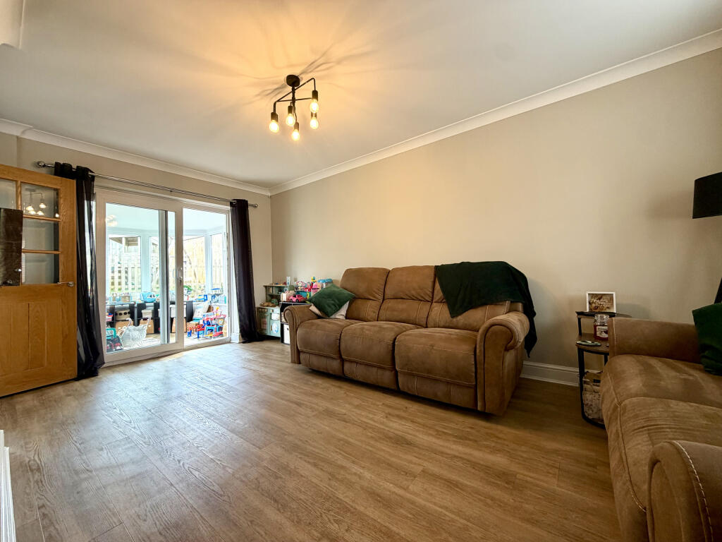 House in Merthyr Tydfil, Castle Park Estate, Cyfarthfa - More