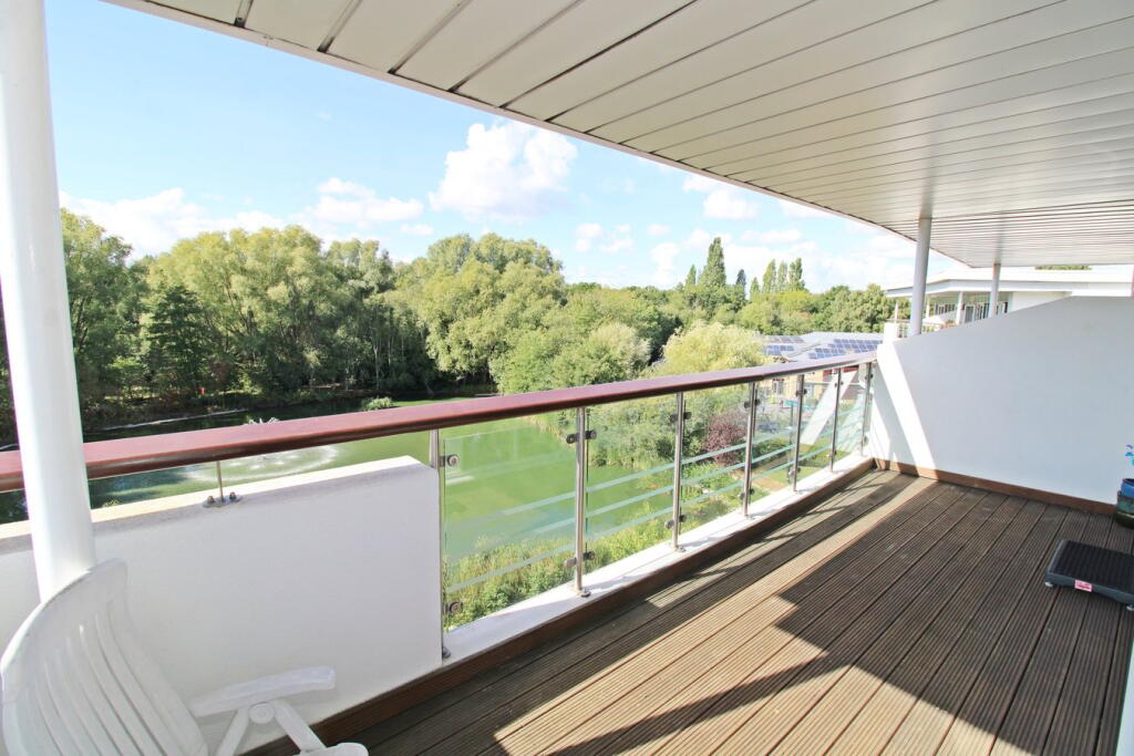 Creswell Drive, Langley Waterside, Beckenham, BR3 - View 5