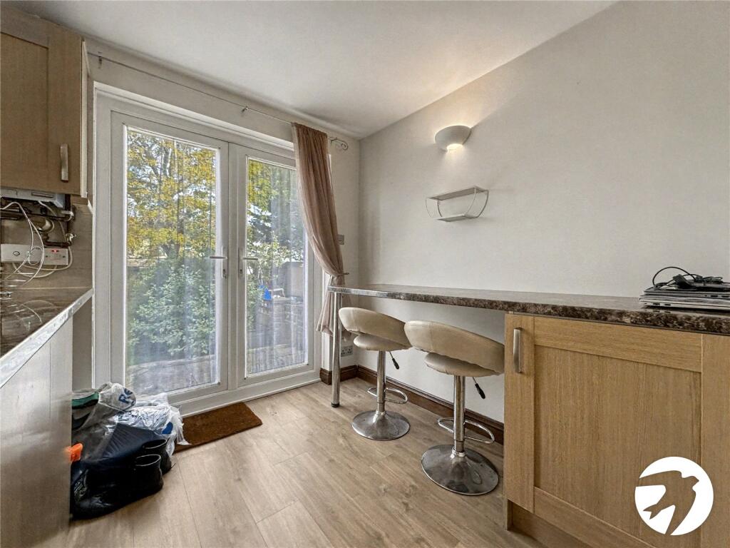 House in Gillingham, Medway - View 3