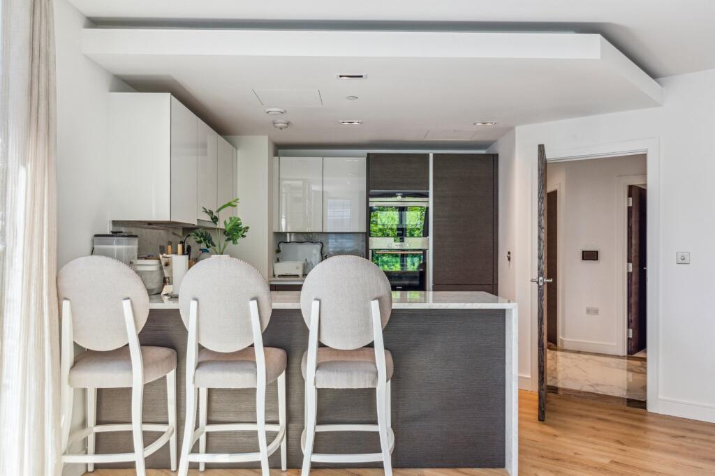 Apartment in London - View 3