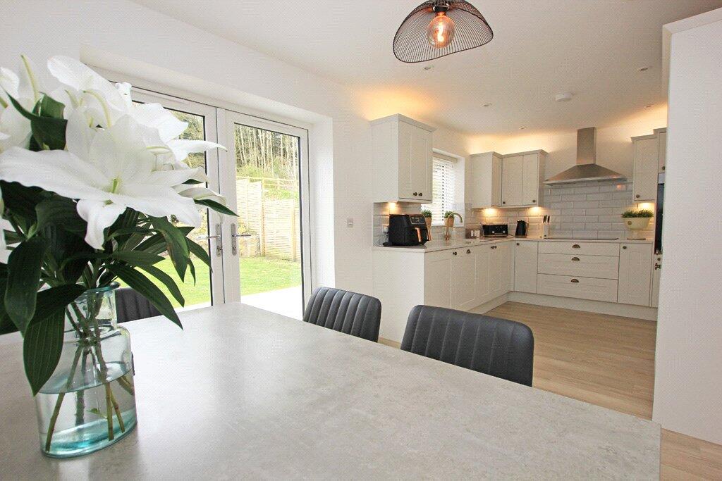 8 Holly Fold, Skipton, North Yorkshire, BD23 2LY photo 3