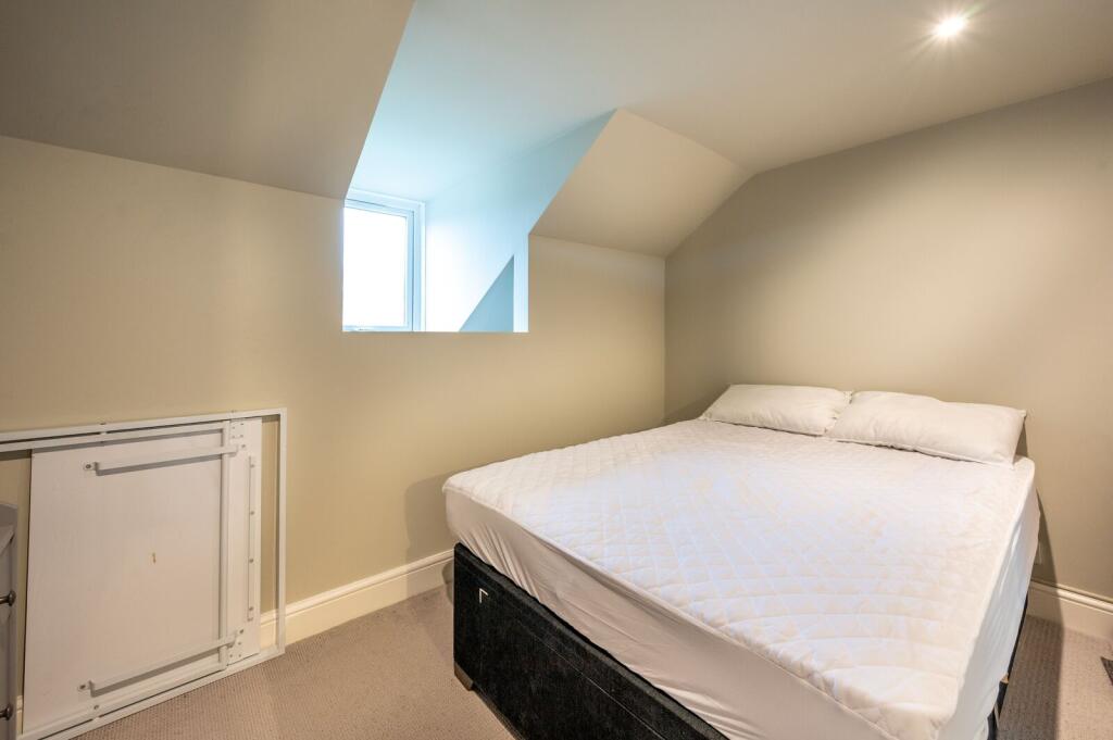 2 bedroom terraced house for rent