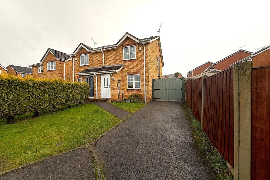Main image of property: Gaunt Close, Killamarsh, Sheffield