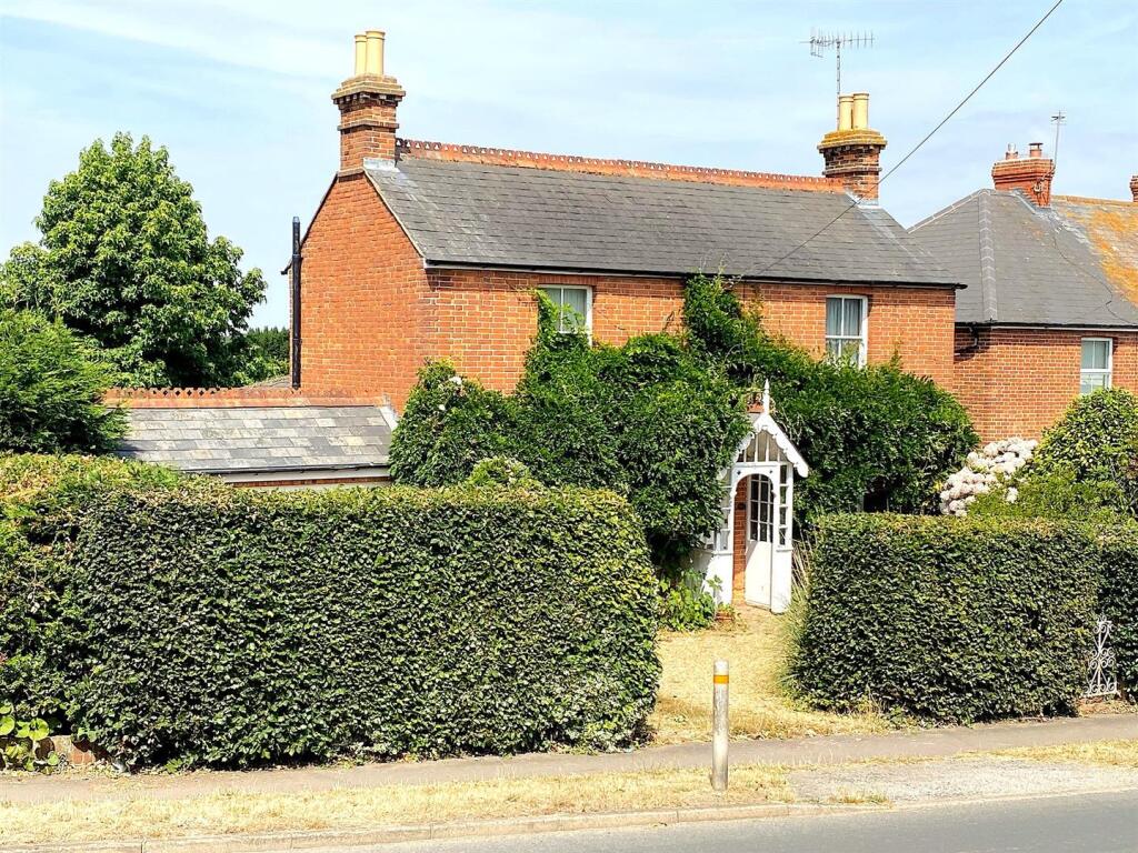 Main image of property: Cooden Sea Road, Little Common, Bexhill-On-Sea