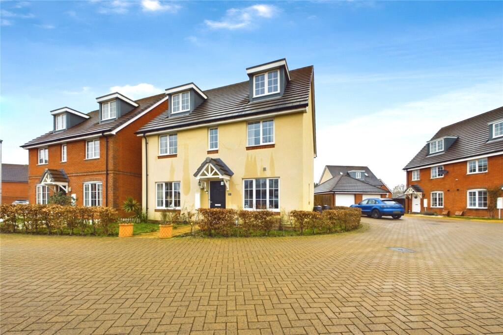 Main image of property: Bowling Green, Three Mile Cross, Reading, Berkshire, RG7