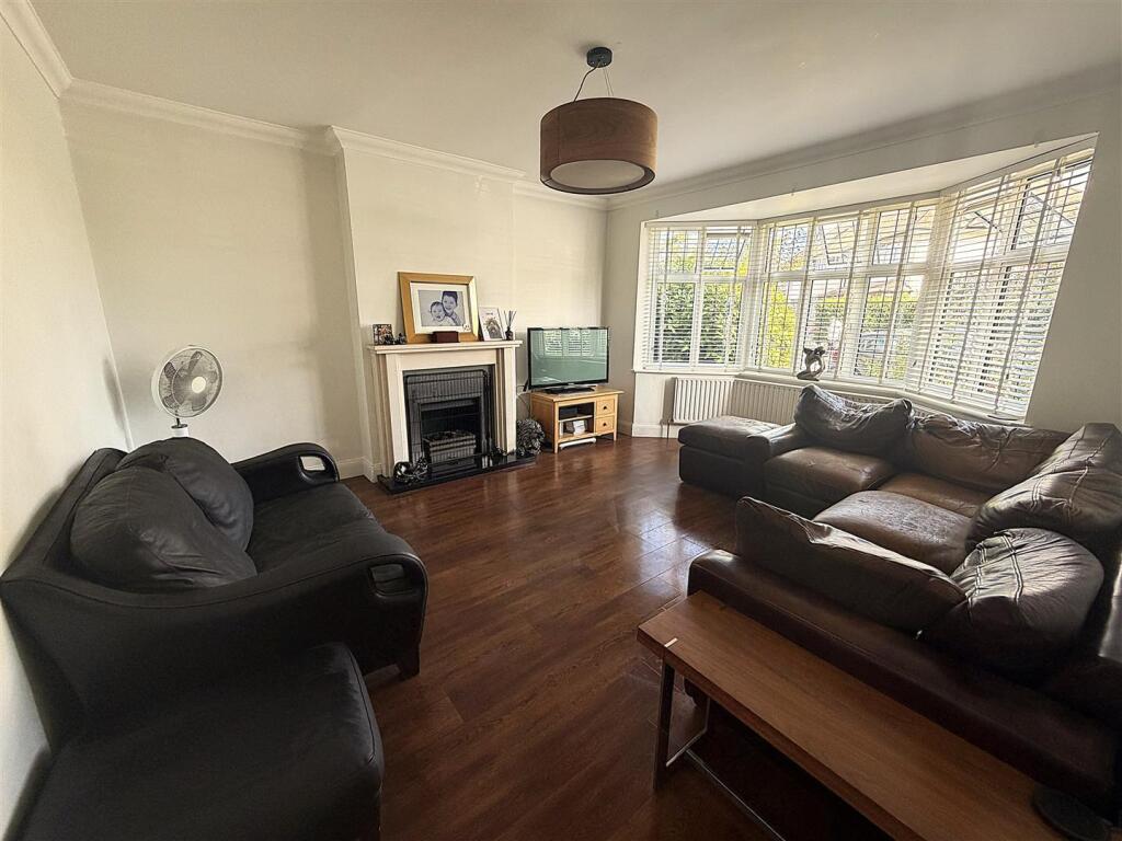 St. Thomas Drive, Orpington photo 4