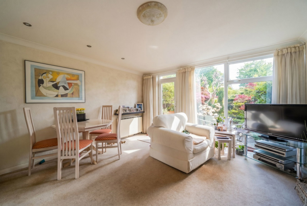 Green Court, Fox Hollies Road, Hall Green photo 5