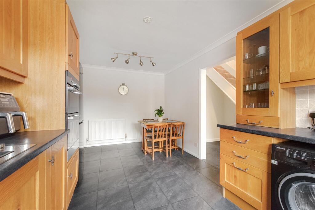 House in Tonbridge - View 4