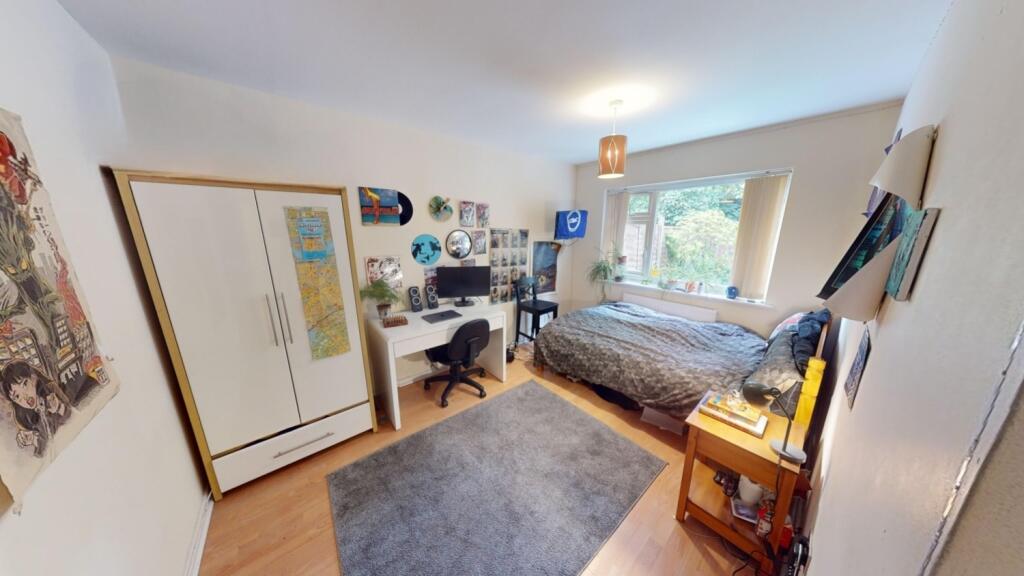 House in Nottingham - View 5