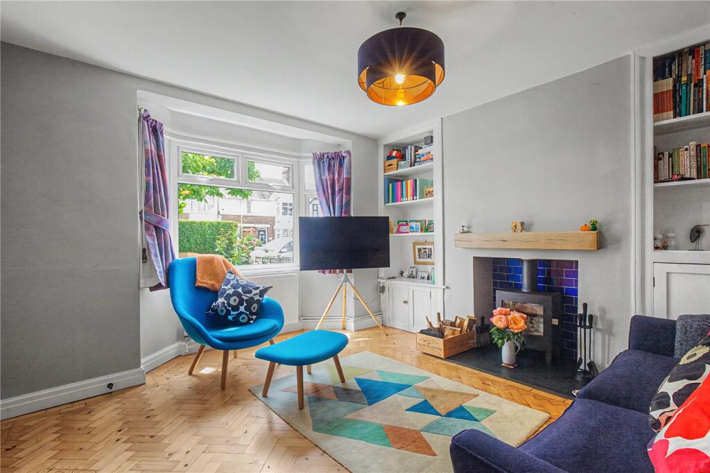 House in Oxford, Robin Hood, East Oxford - View 2