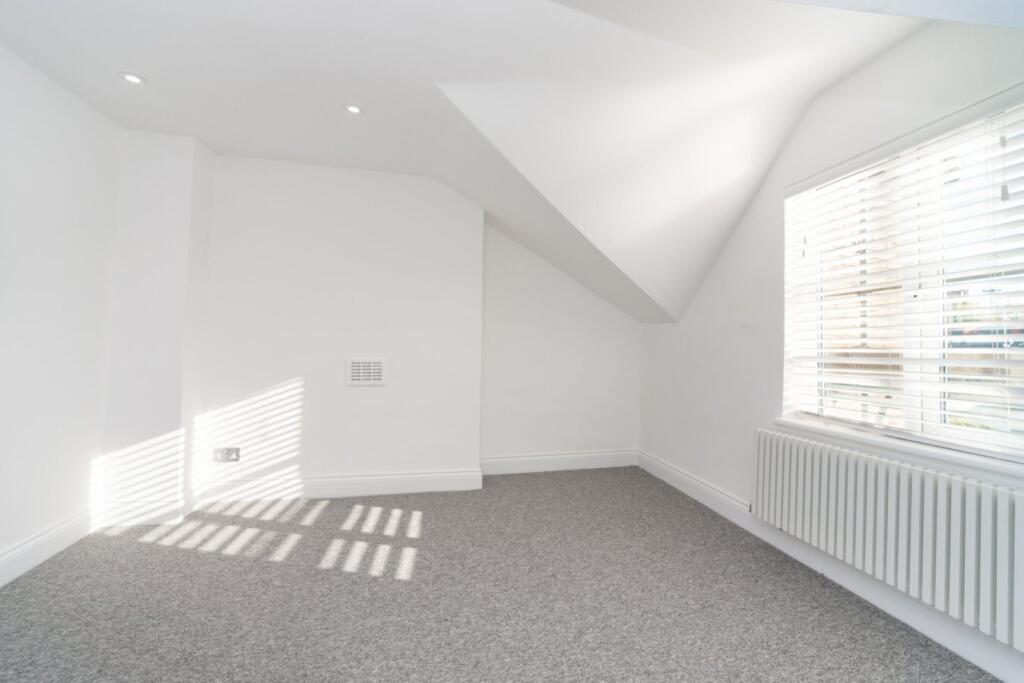 Apartment in London - View 3