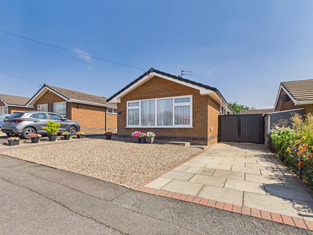 3-bed detached on Ashbrook Close, Allestree, £340,000