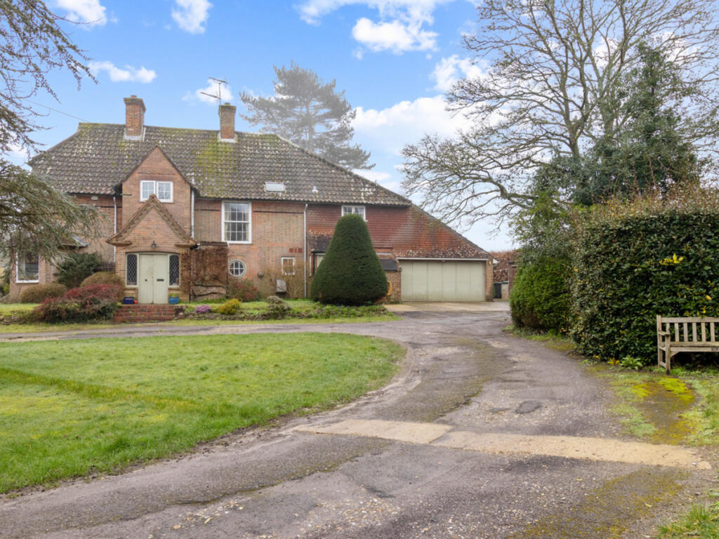 Main image of property: Sussex Road, Petersfield, GU31