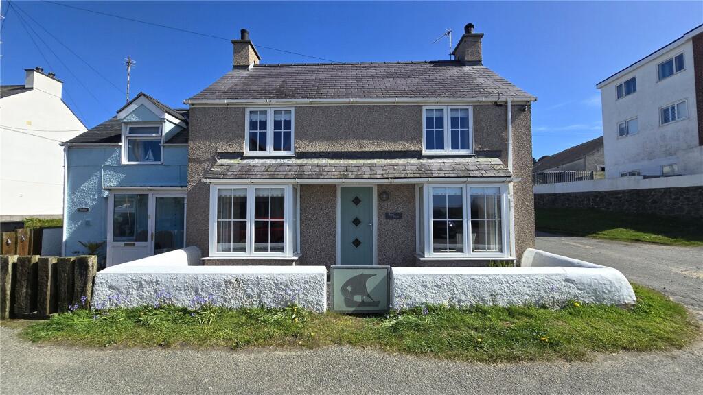 Main image of property: Warren Road, Rhosneigr, Sir Ynys Mon, LL64