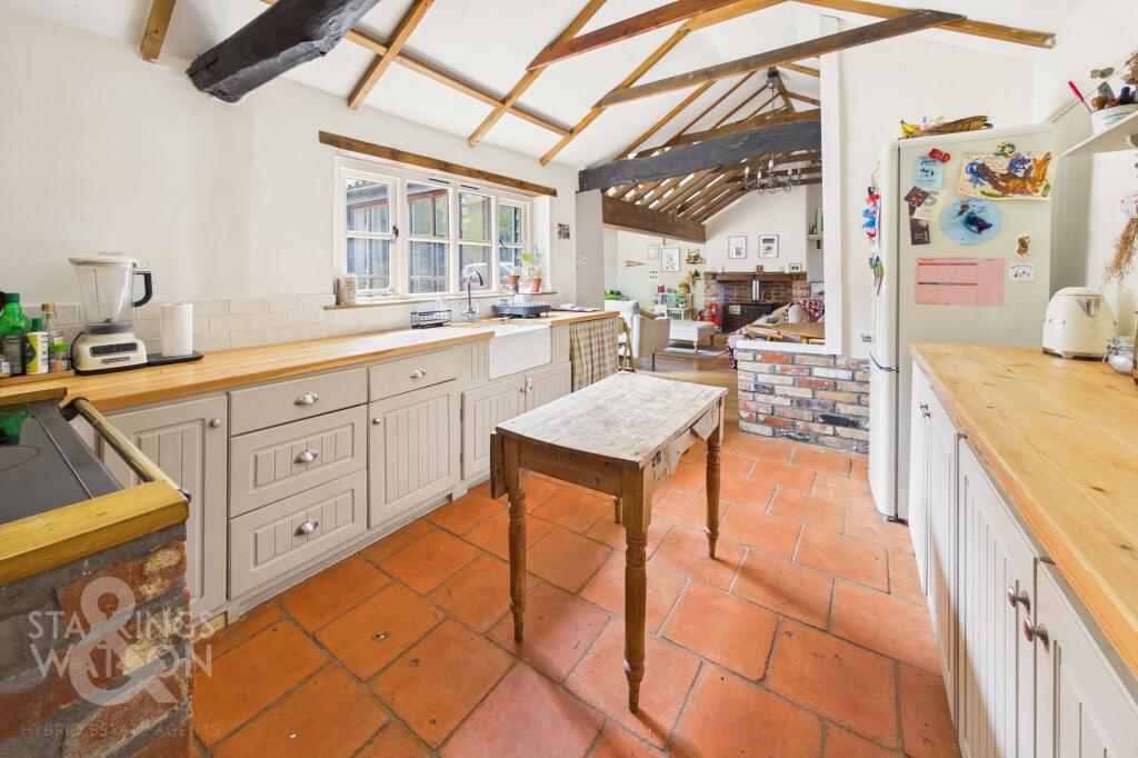The Green, Wacton, Norwich photo 4