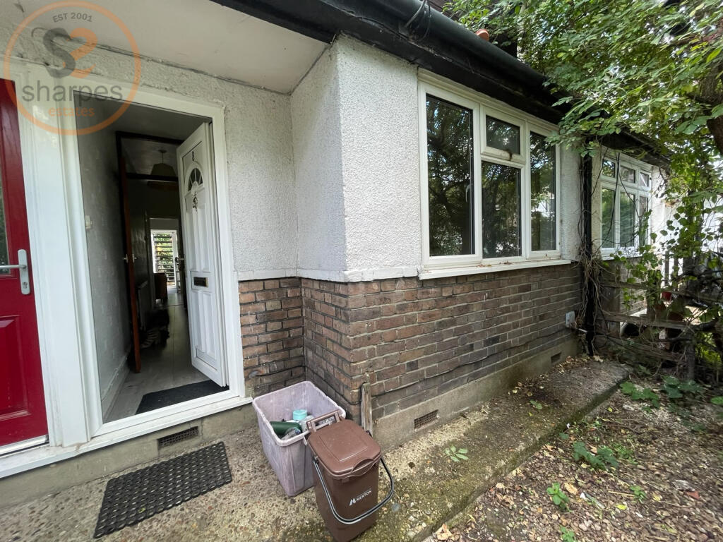 Main image of property: Chesham Road, London