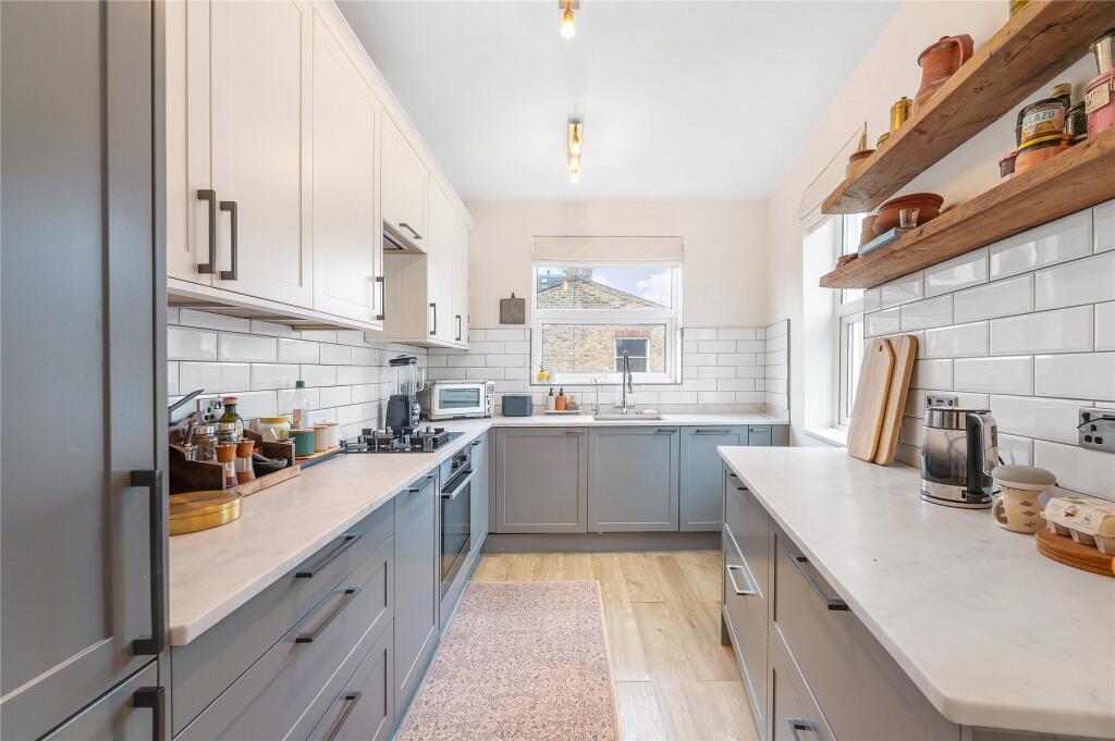 Apartment in London, Fulham - View 4