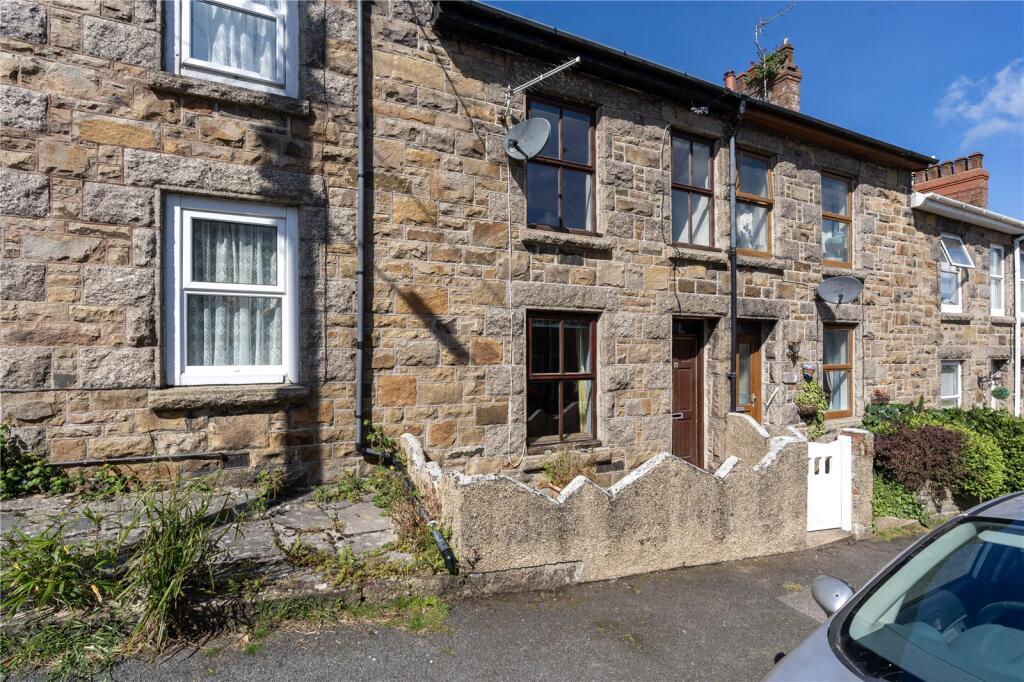 2 bedroom terraced house in Heamoor, no chain, great first time buy