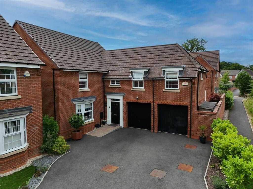 Main image of property: Kiln Lane, Dickens Heath, Solihull